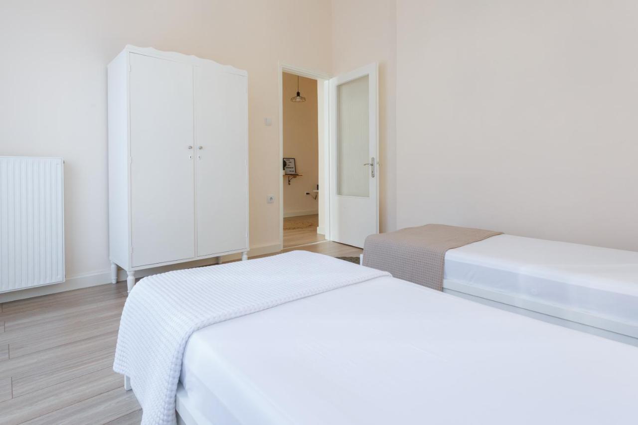 Centro Home Каламата Экстерьер фото